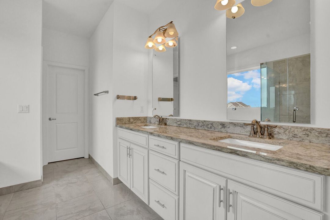 For Sale: $589,900 (4 beds, 2 baths, 2418 Square Feet)