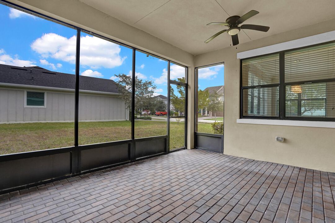 For Sale: $589,900 (4 beds, 2 baths, 2418 Square Feet)