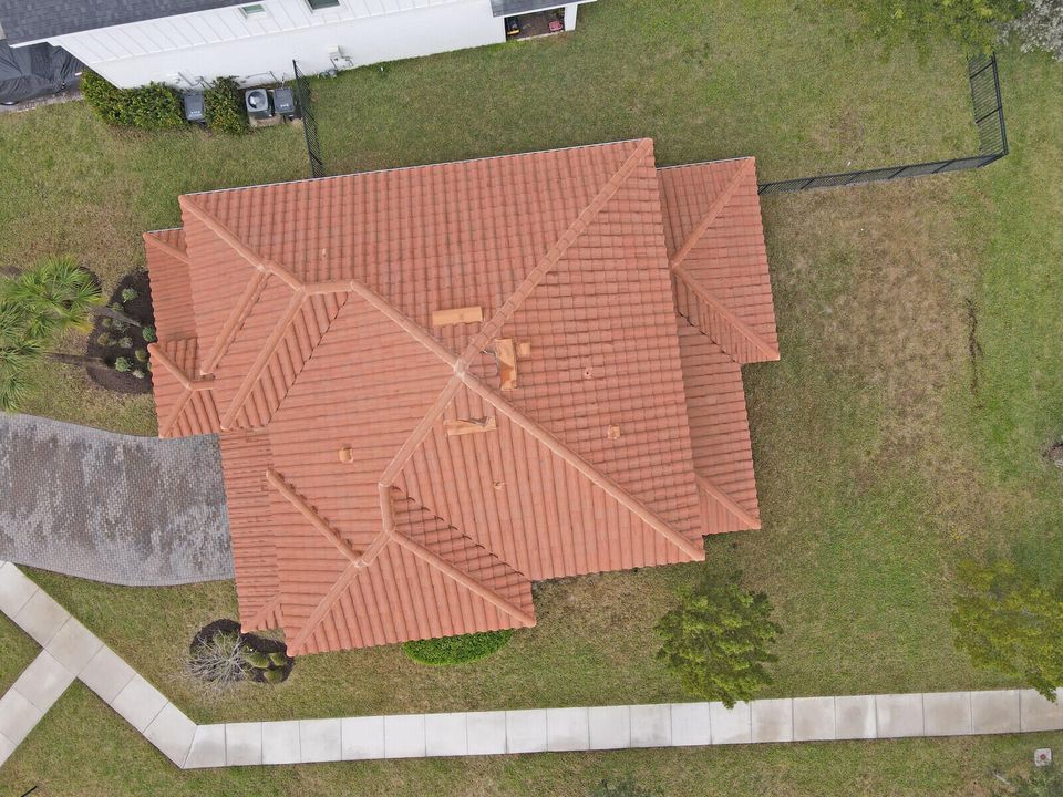 For Sale: $589,900 (4 beds, 2 baths, 2418 Square Feet)