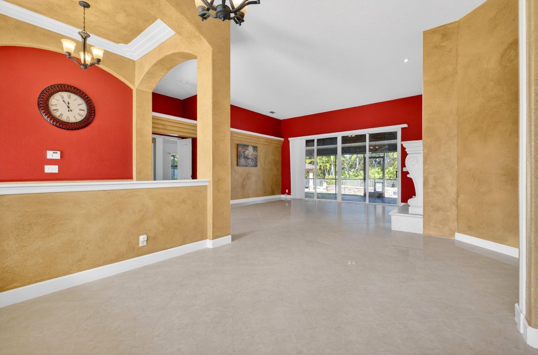 For Sale: $950,000 (4 beds, 3 baths, 3086 Square Feet)