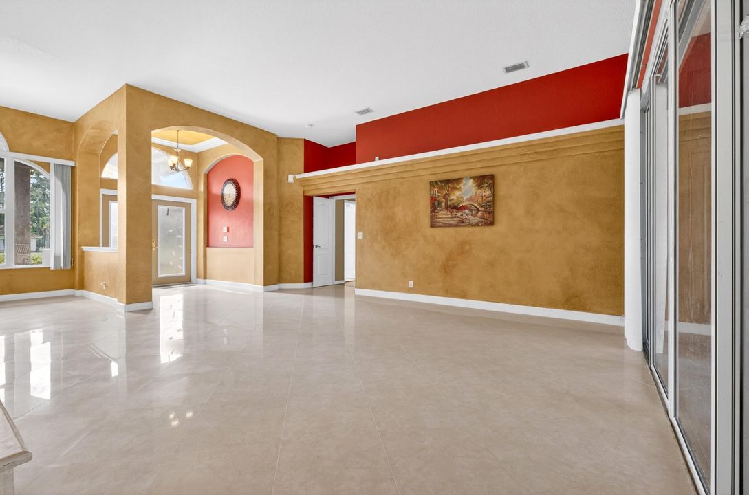 For Sale: $950,000 (4 beds, 3 baths, 3086 Square Feet)