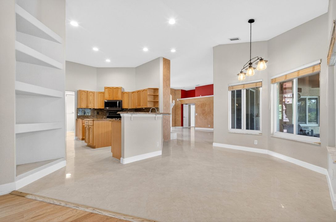 For Sale: $950,000 (4 beds, 3 baths, 3086 Square Feet)