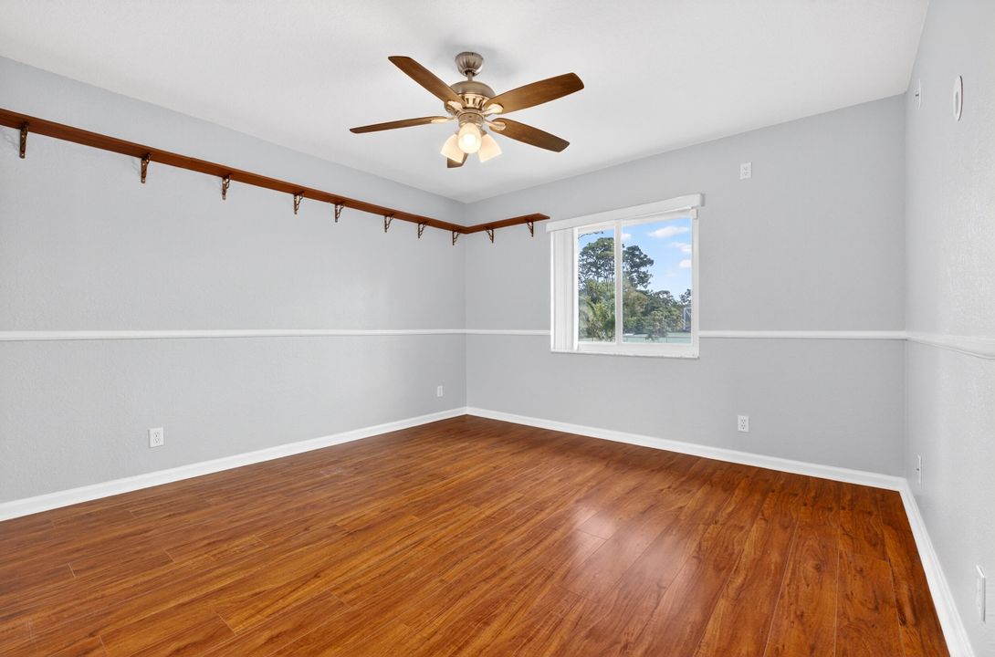 For Sale: $950,000 (4 beds, 3 baths, 3086 Square Feet)