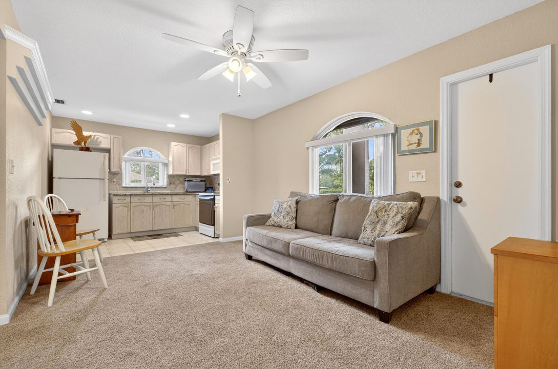 For Sale: $950,000 (4 beds, 3 baths, 3086 Square Feet)