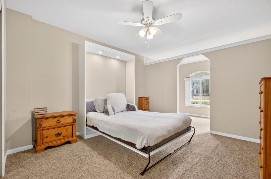 For Sale: $950,000 (4 beds, 3 baths, 3086 Square Feet)