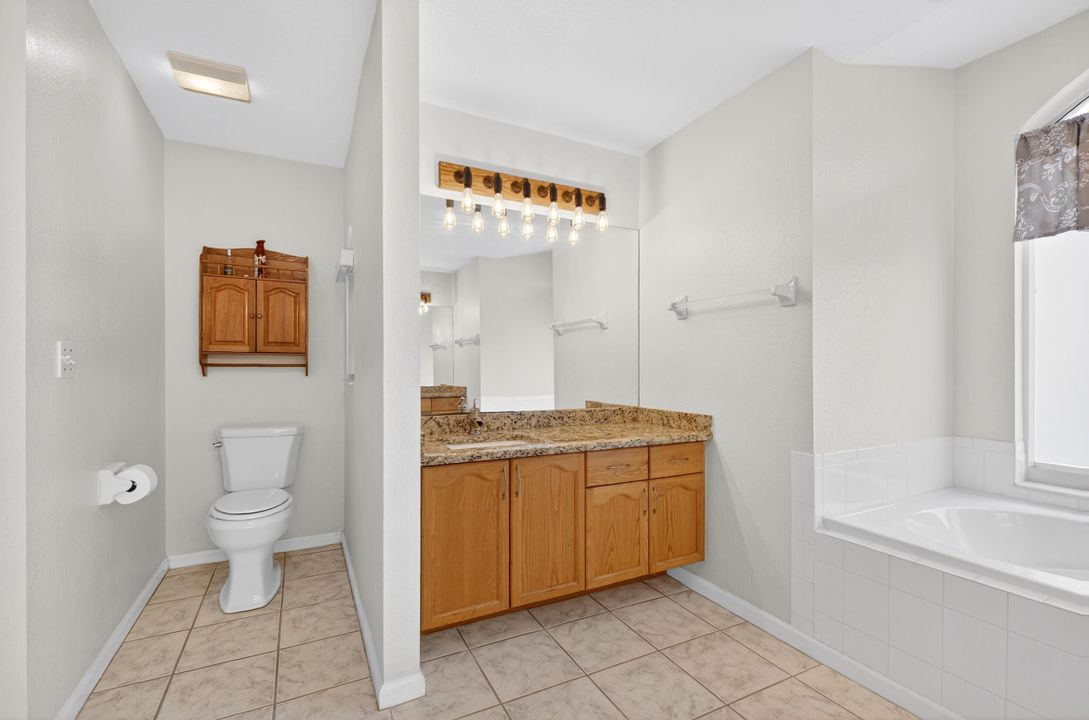 For Sale: $950,000 (4 beds, 3 baths, 3086 Square Feet)