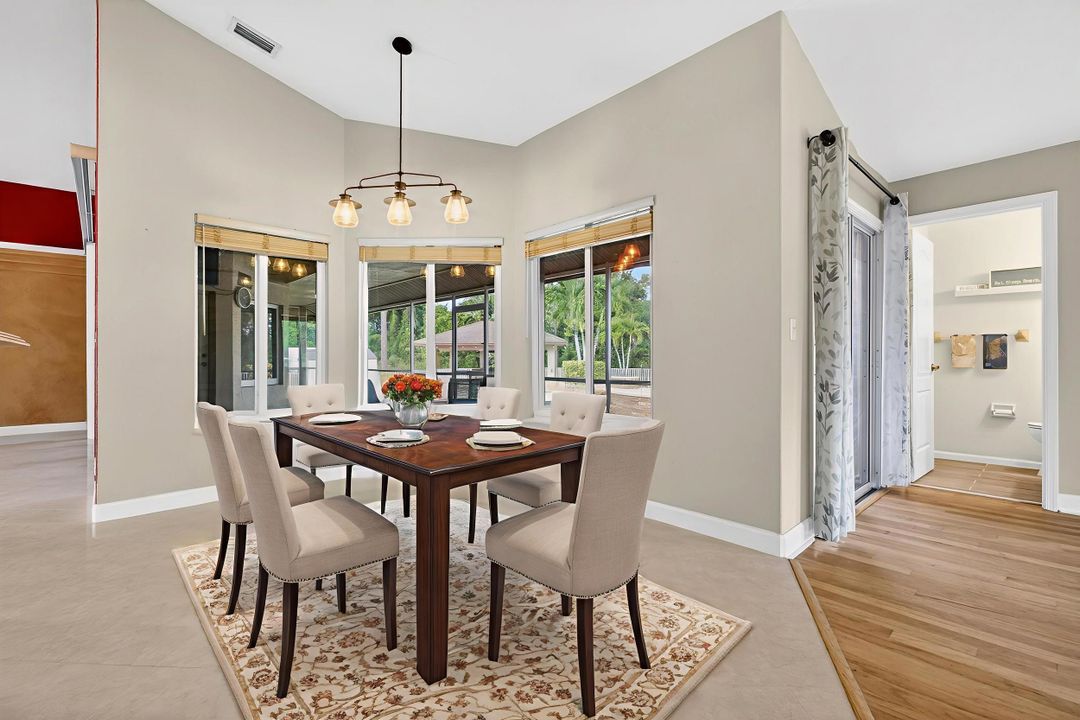 For Sale: $950,000 (4 beds, 3 baths, 3086 Square Feet)