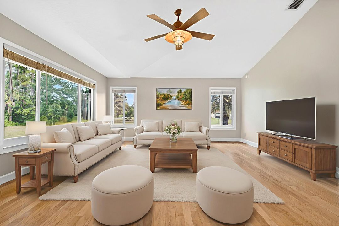 For Sale: $950,000 (4 beds, 3 baths, 3086 Square Feet)