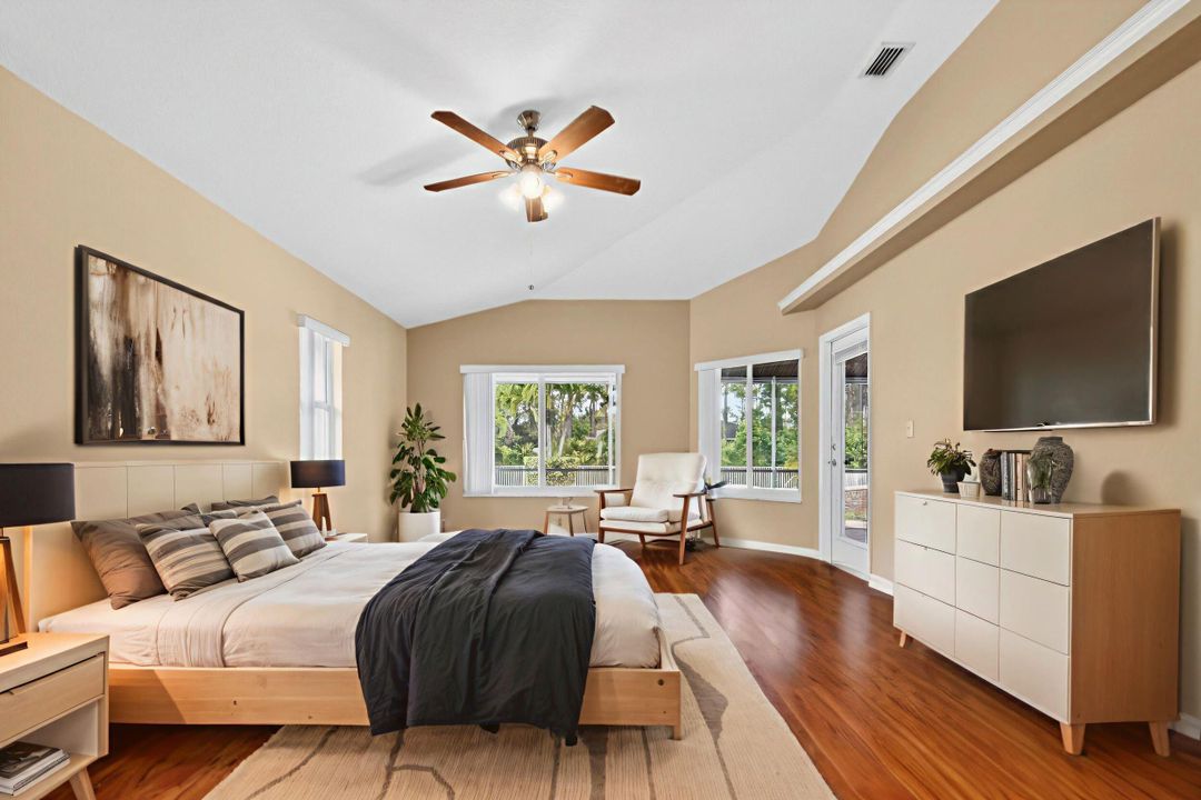 For Sale: $950,000 (4 beds, 3 baths, 3086 Square Feet)