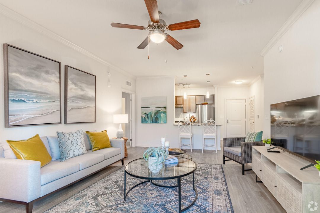 For Rent: $2,655 (2 beds, 1 baths, 1059 Square Feet)