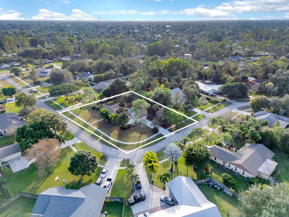 En Venta: $925,000 (3 camas, 2 baños, 1938 Pies cuadrados)