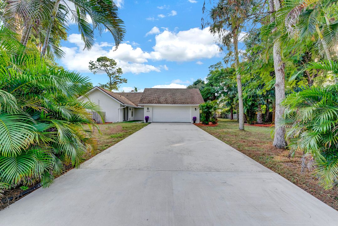 En Venta: $925,000 (3 camas, 2 baños, 1938 Pies cuadrados)