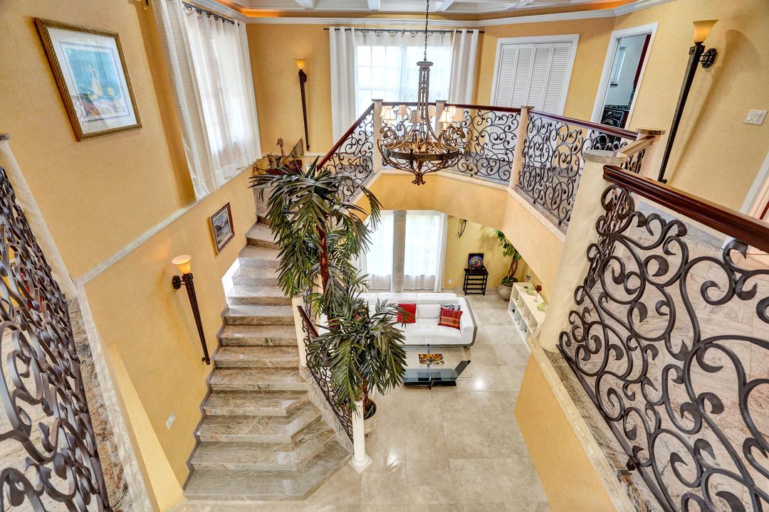 For Rent: $30,000 (6 beds, 5 baths, 6100 Square Feet)