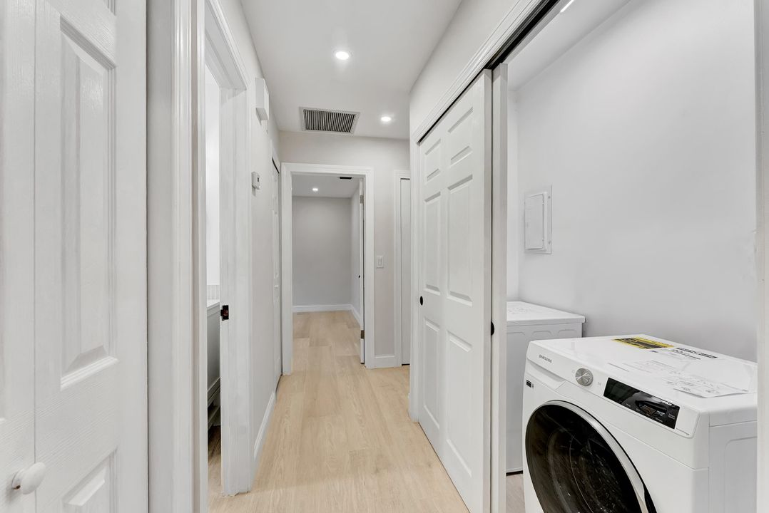 En Venta: $925,000 (3 camas, 2 baños, 1938 Pies cuadrados)