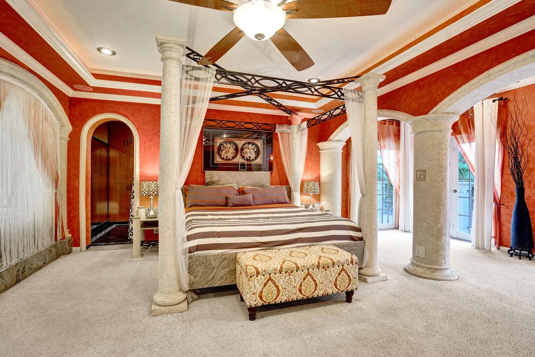 For Rent: $30,000 (6 beds, 5 baths, 6100 Square Feet)