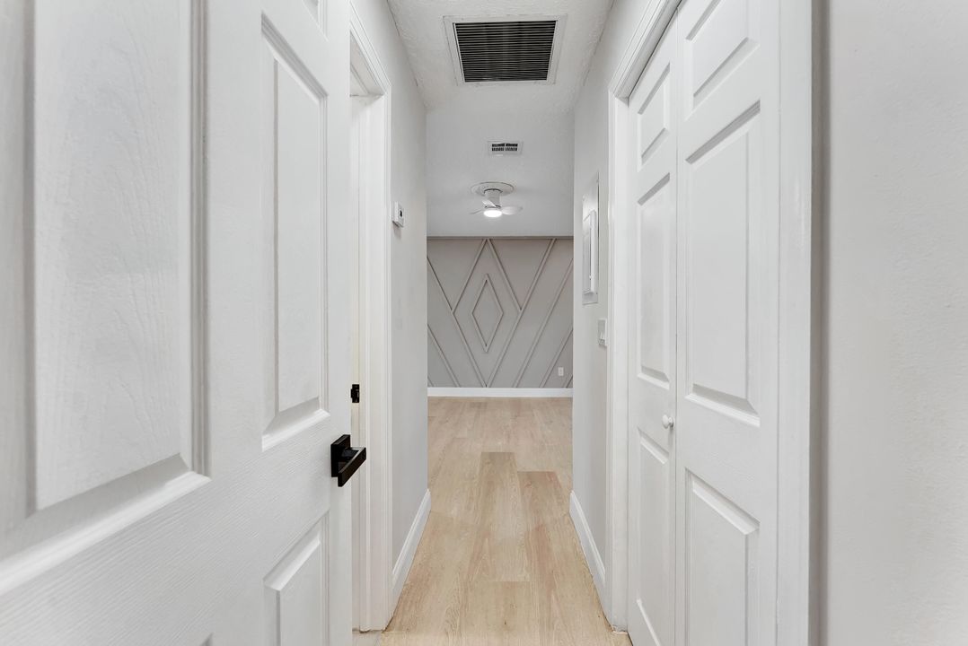 En Venta: $925,000 (3 camas, 2 baños, 1938 Pies cuadrados)