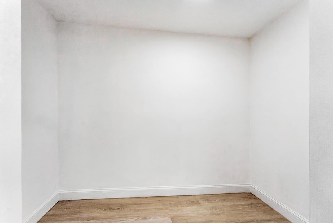 En Venta: $925,000 (3 camas, 2 baños, 1938 Pies cuadrados)