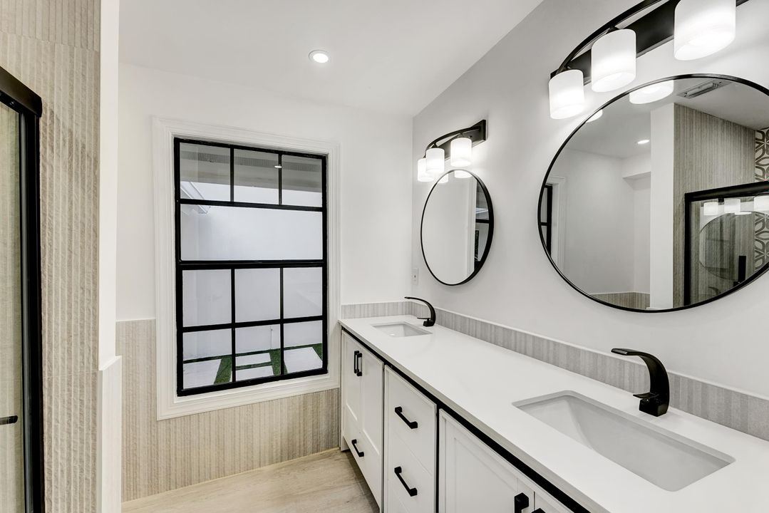 En Venta: $925,000 (3 camas, 2 baños, 1938 Pies cuadrados)