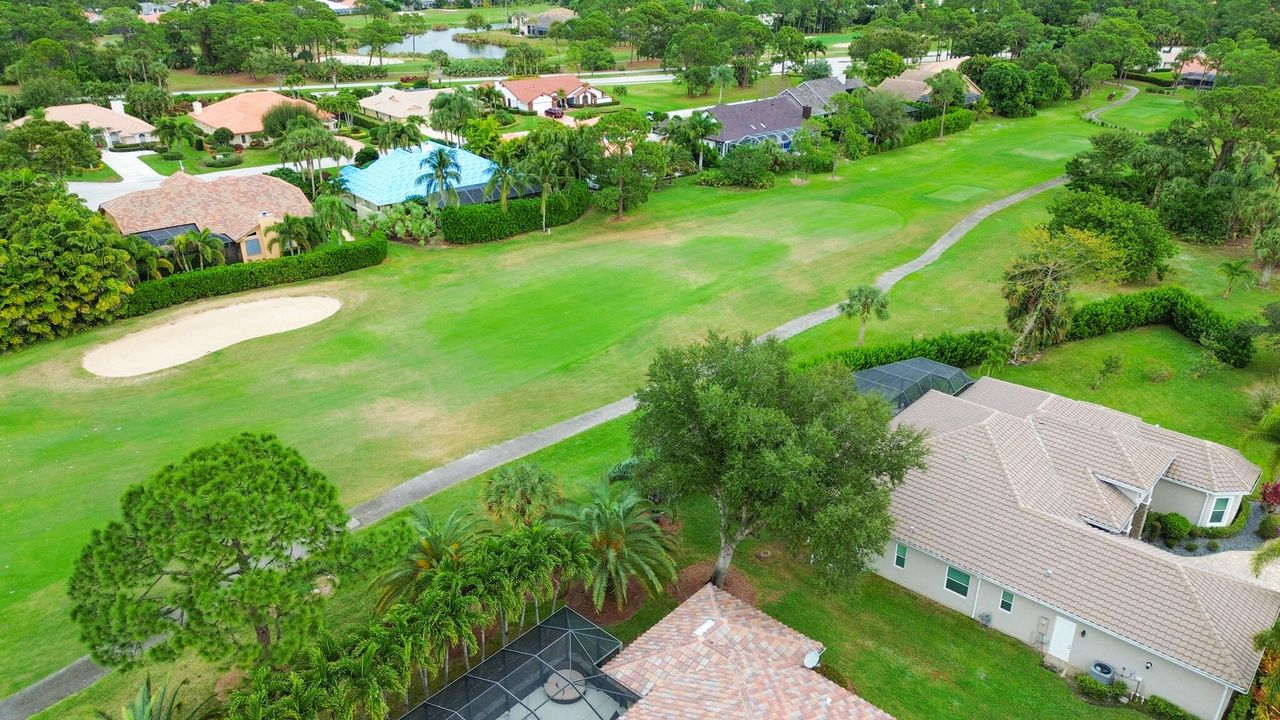 En Venta: $789,888 (4 camas, 3 baños, 3248 Pies cuadrados)