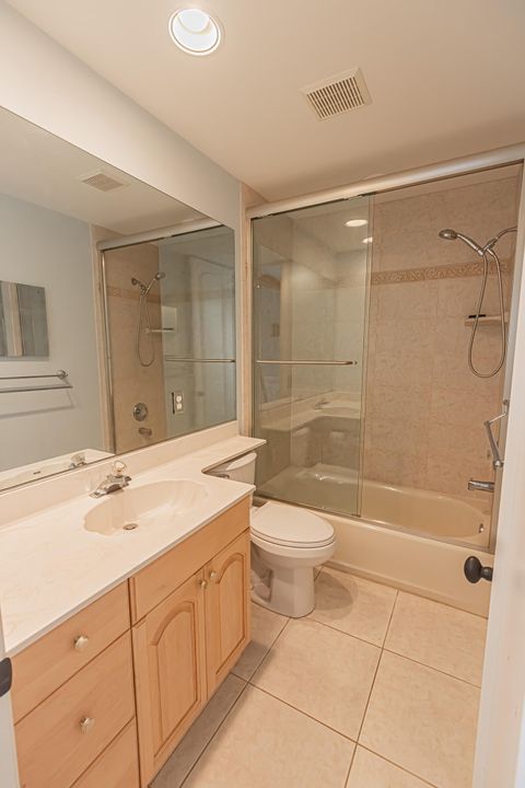 En Venta: $789,888 (4 camas, 3 baños, 3248 Pies cuadrados)