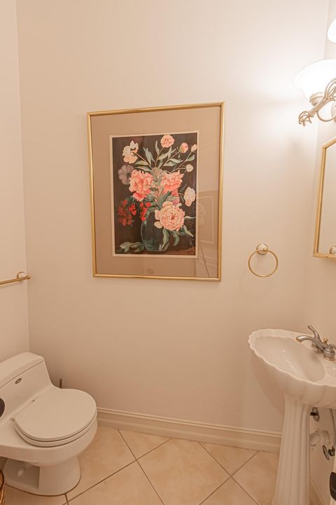 En Venta: $789,888 (4 camas, 3 baños, 3248 Pies cuadrados)