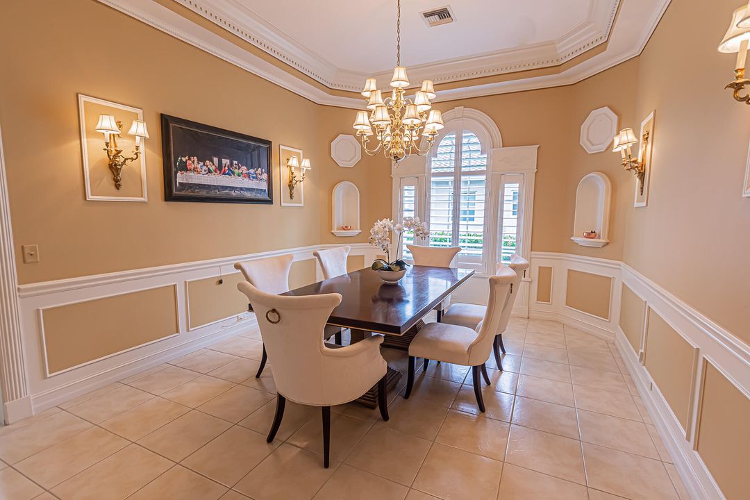 En Venta: $789,888 (4 camas, 3 baños, 3248 Pies cuadrados)