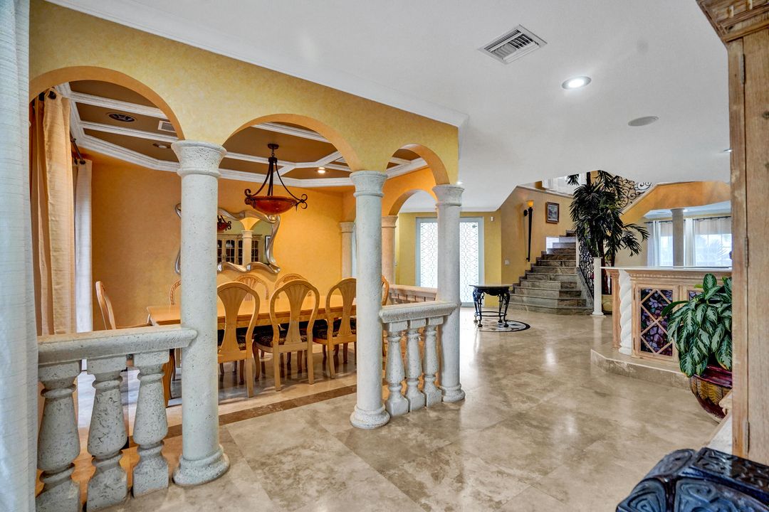 For Rent: $30,000 (6 beds, 5 baths, 6100 Square Feet)