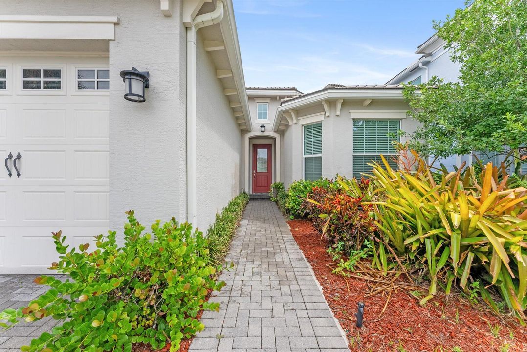 待售: $699,000 (3 贝兹, 2 浴室, 1938 平方英尺)