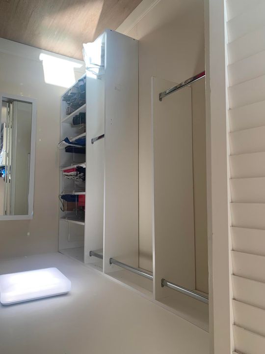 For Sale: $159,500 (2 beds, 2 baths, 940 Square Feet)