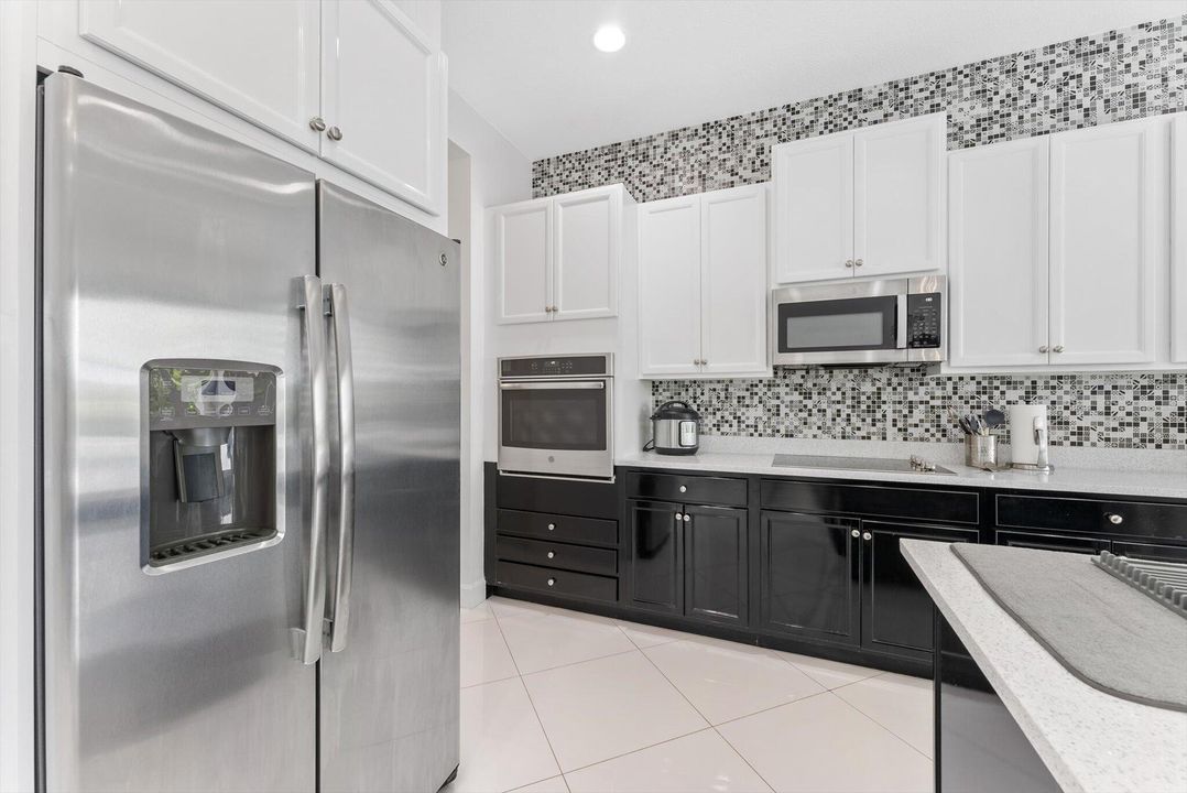 待售: $699,000 (3 贝兹, 2 浴室, 1938 平方英尺)