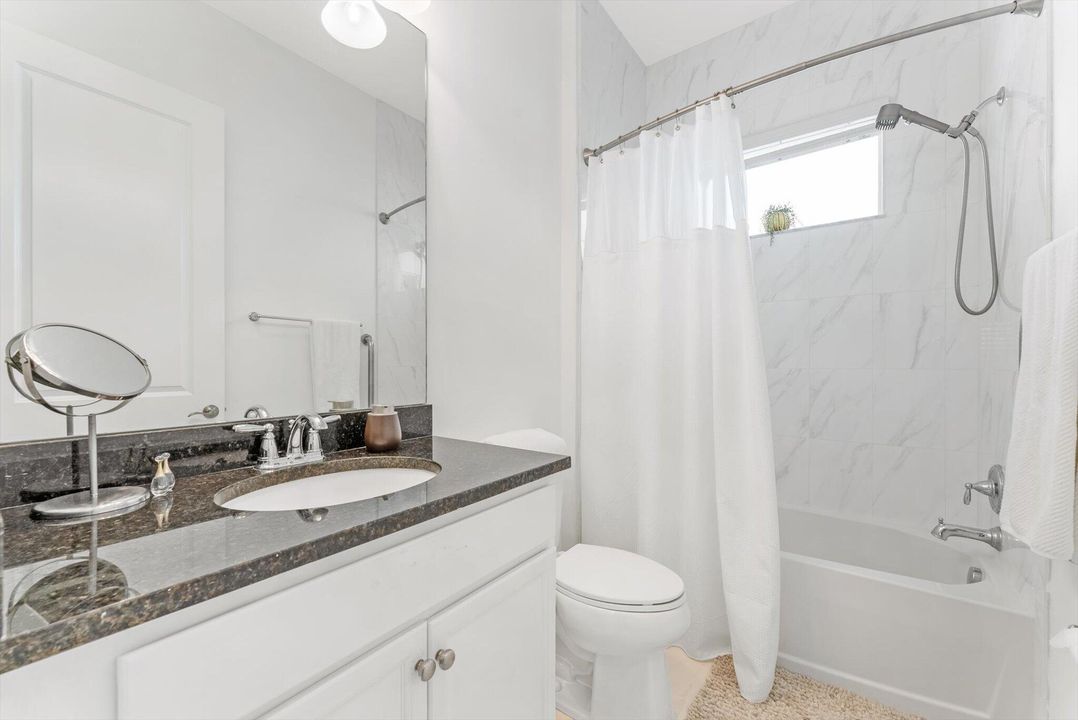 待售: $699,000 (3 贝兹, 2 浴室, 1938 平方英尺)