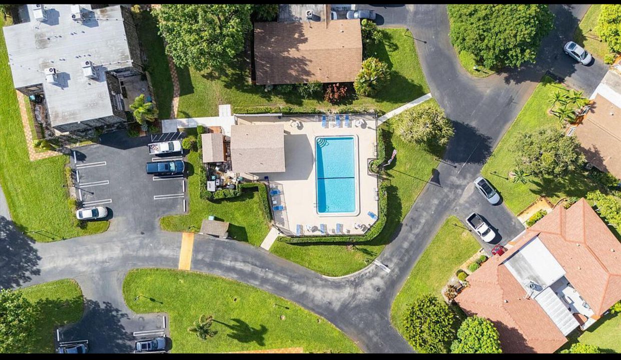 На продажу: $279,900 (2 спален, 2 ванн, 1500 Квадратных фут)