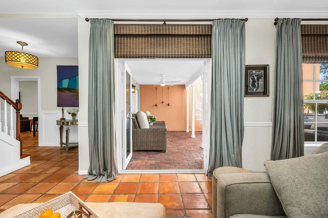 For Sale: $599,000 (4 beds, 3 baths, 1979 Square Feet)