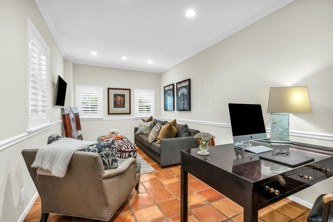 For Sale: $599,000 (4 beds, 3 baths, 1979 Square Feet)