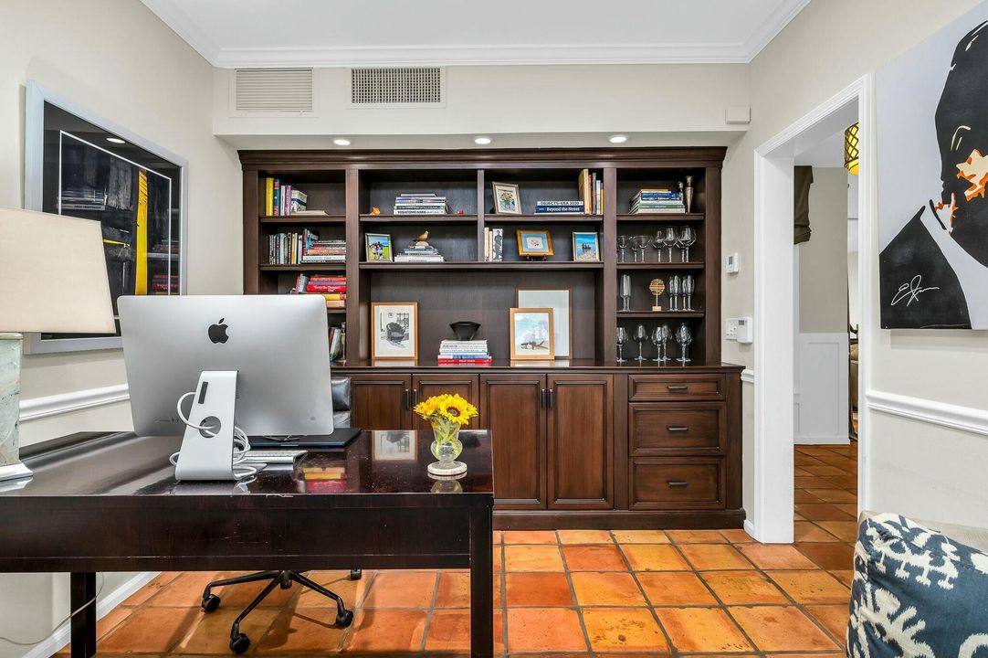 For Sale: $599,000 (4 beds, 3 baths, 1979 Square Feet)