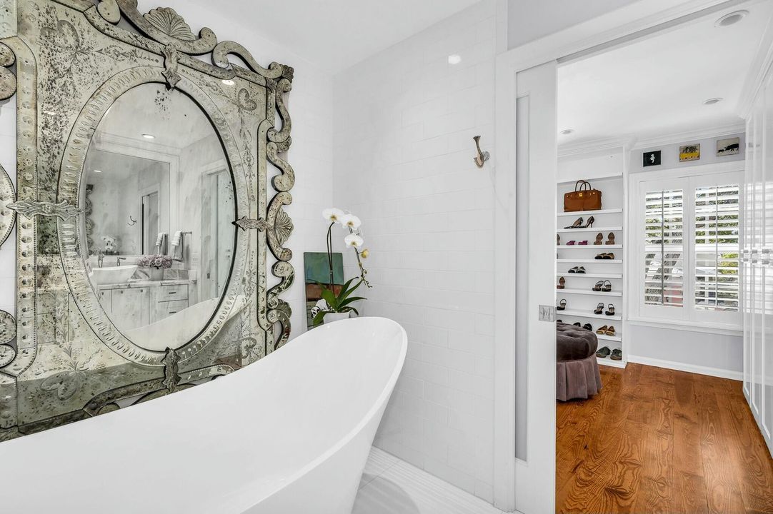 For Sale: $599,000 (4 beds, 3 baths, 1979 Square Feet)