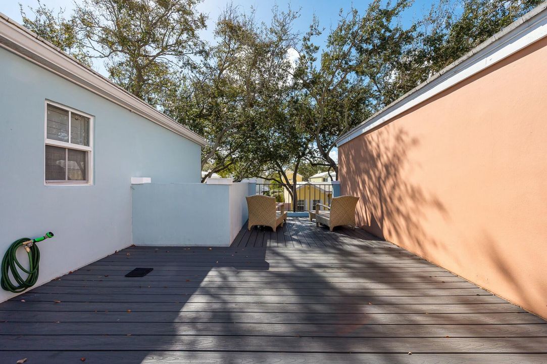 For Sale: $599,000 (4 beds, 3 baths, 1979 Square Feet)