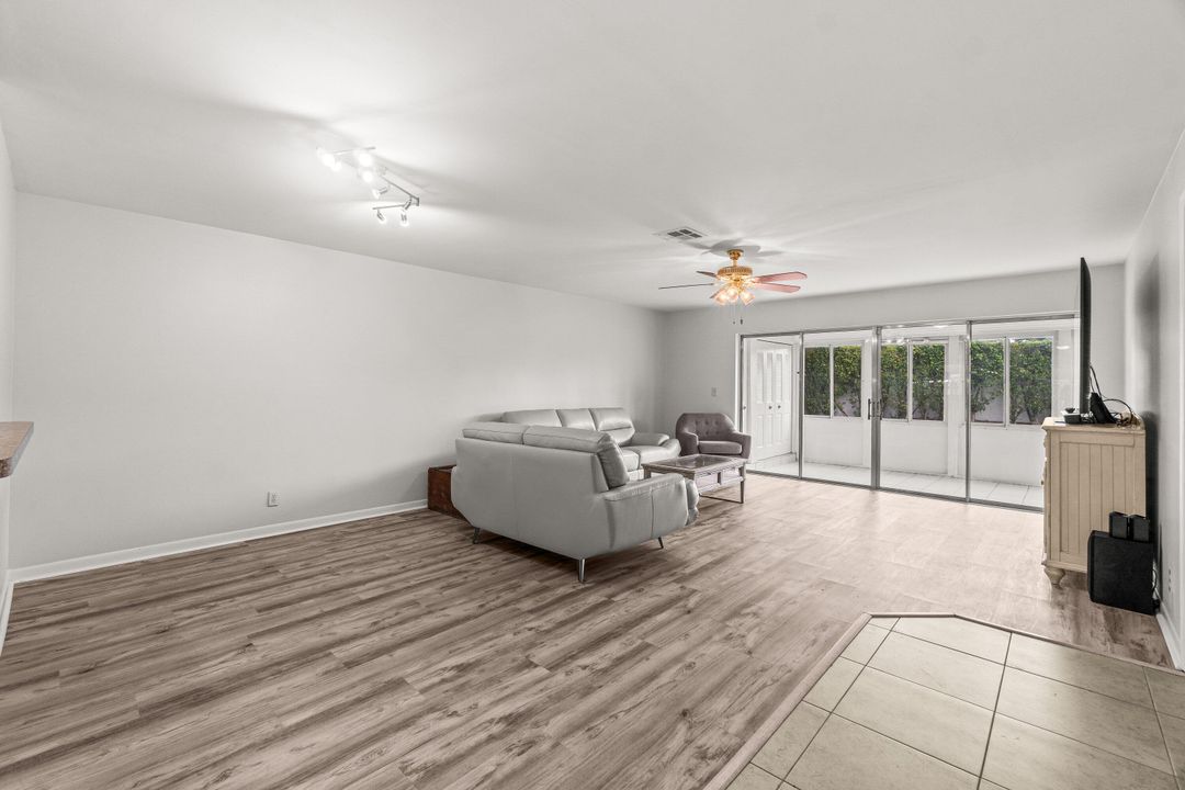 В аренду: $1,995 (2 спален, 2 ванн, 1220 Квадратных фут)