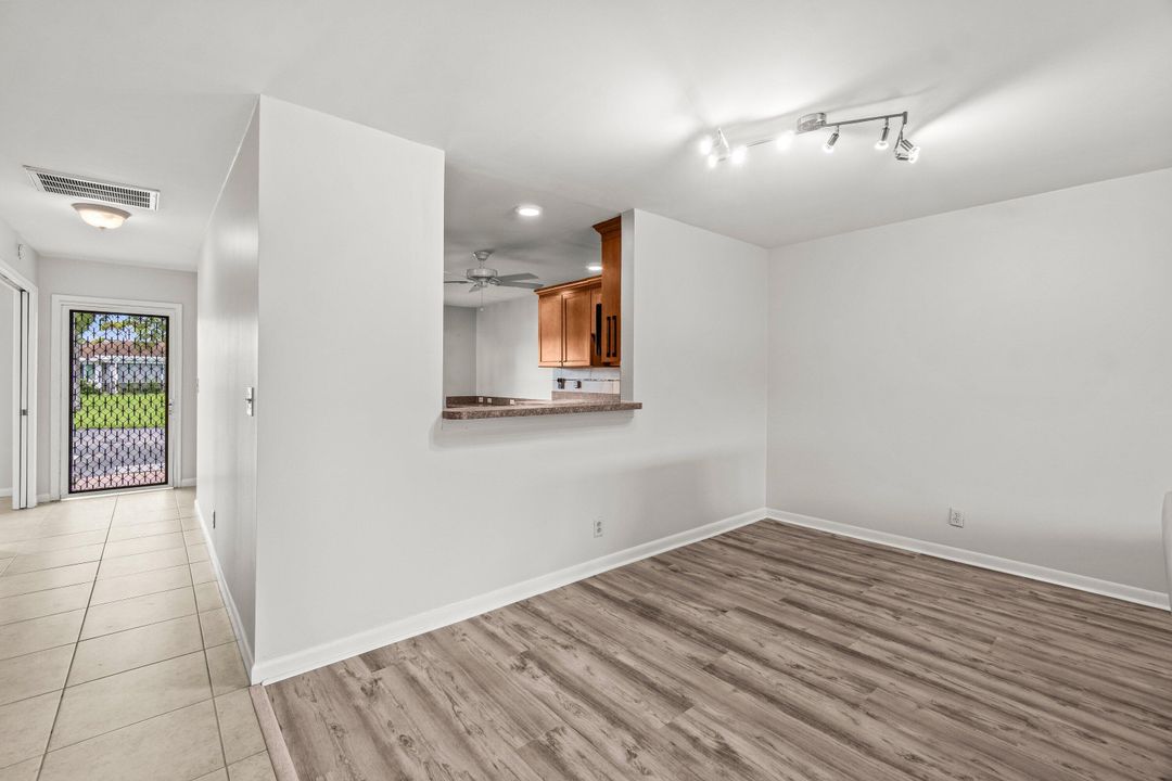 В аренду: $1,995 (2 спален, 2 ванн, 1220 Квадратных фут)