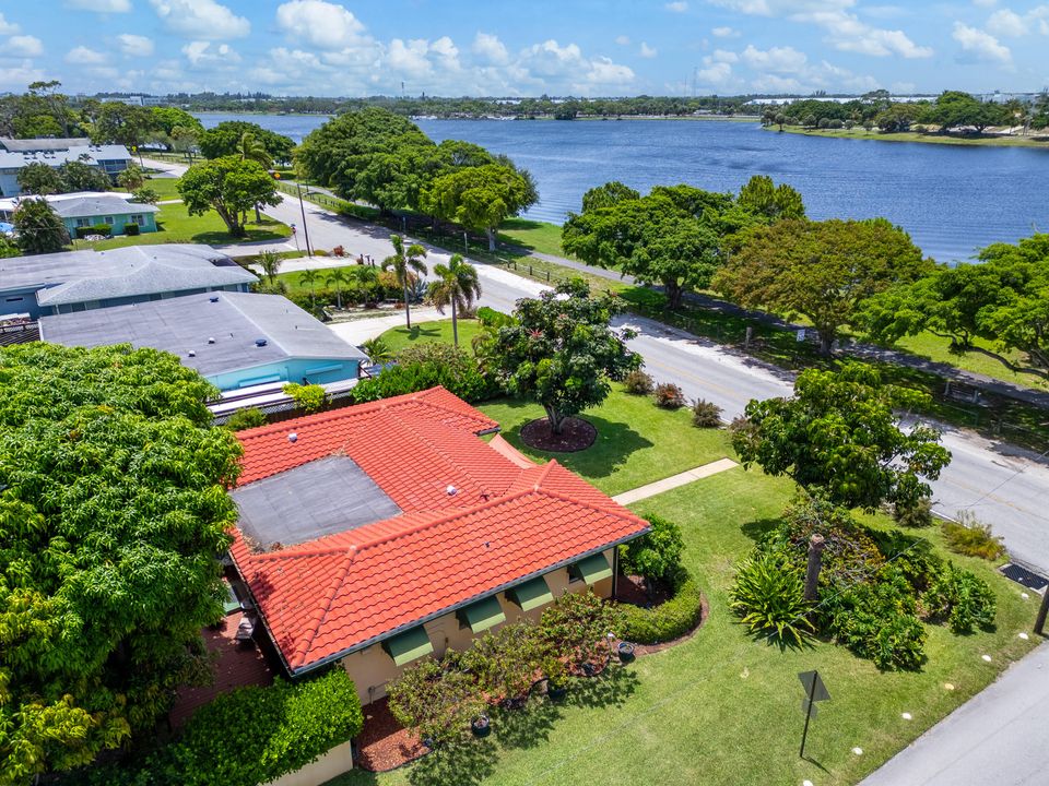 待售: $749,000 (5 贝兹, 3 浴室, 2528 平方英尺)