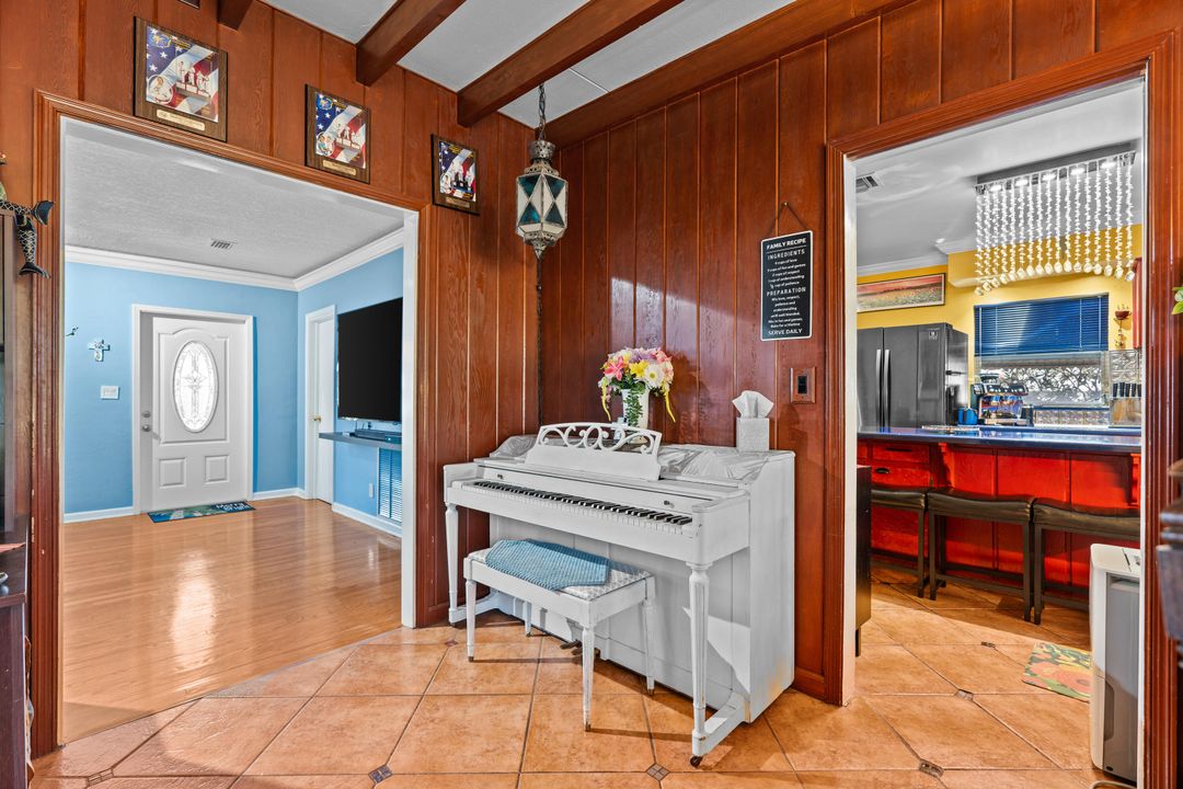 待售: $749,000 (5 贝兹, 3 浴室, 2528 平方英尺)