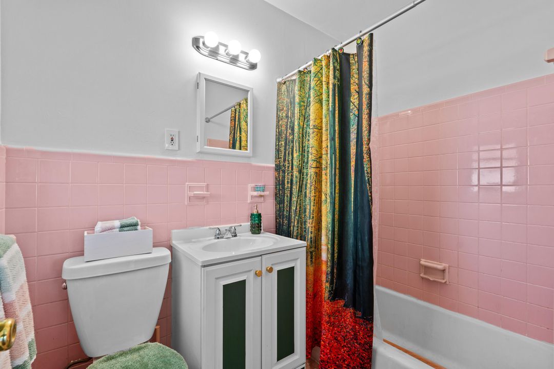 待售: $749,000 (5 贝兹, 3 浴室, 2528 平方英尺)