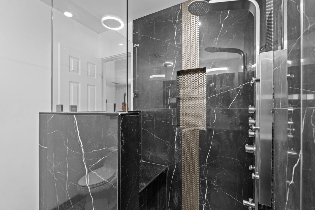 待售: $749,000 (5 贝兹, 3 浴室, 2528 平方英尺)