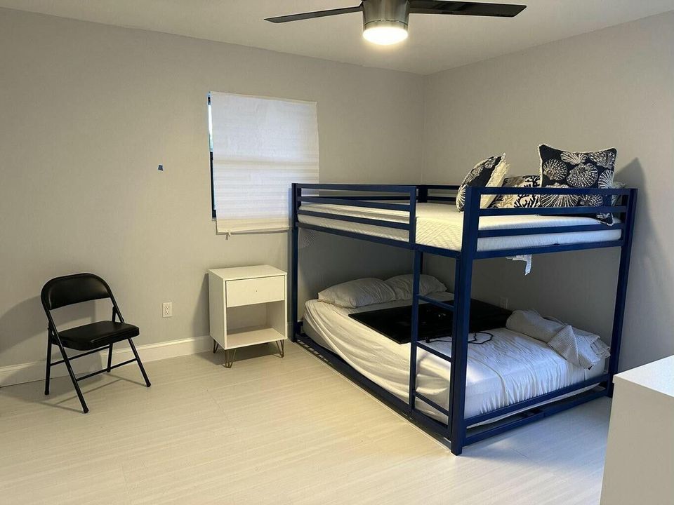 En Renta: $3,600 (4 camas, 2 baños, 1810 Pies cuadrados)