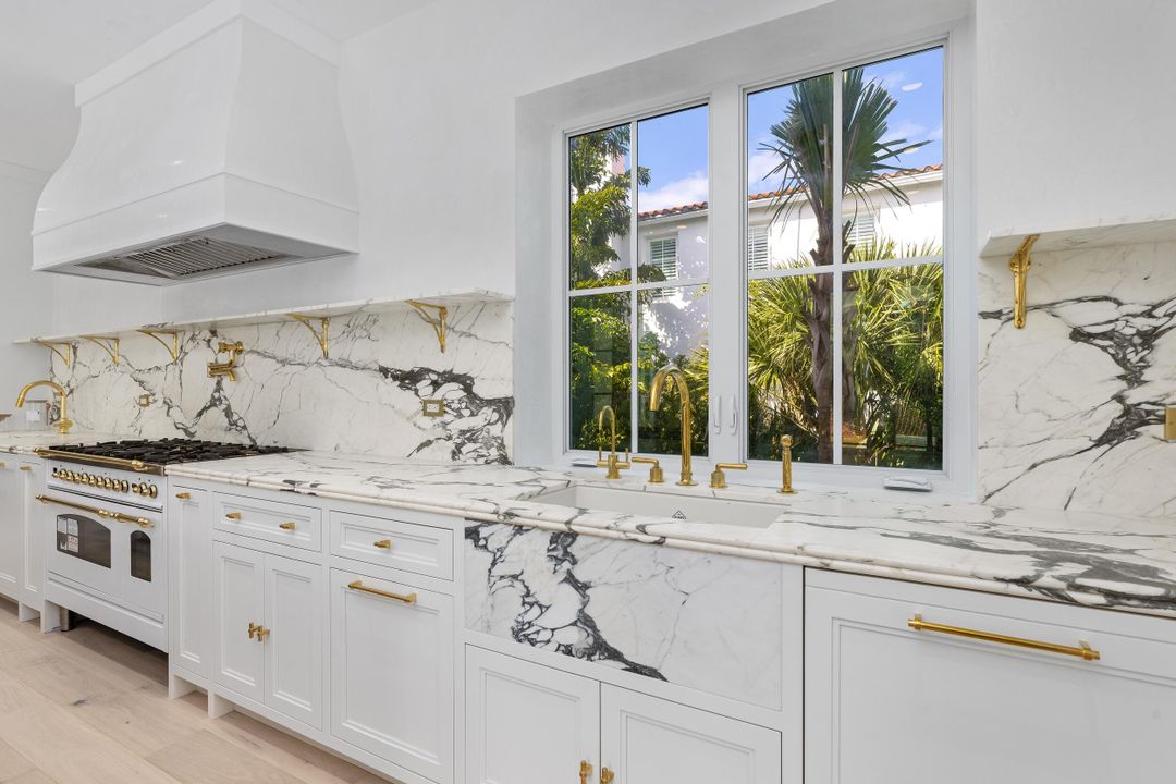 En Venta: $34,900,000 (5 camas, 7 baños, 4649 Pies cuadrados)