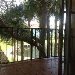 For Rent: $2,200 (2 beds, 2 baths, 1206 Square Feet)