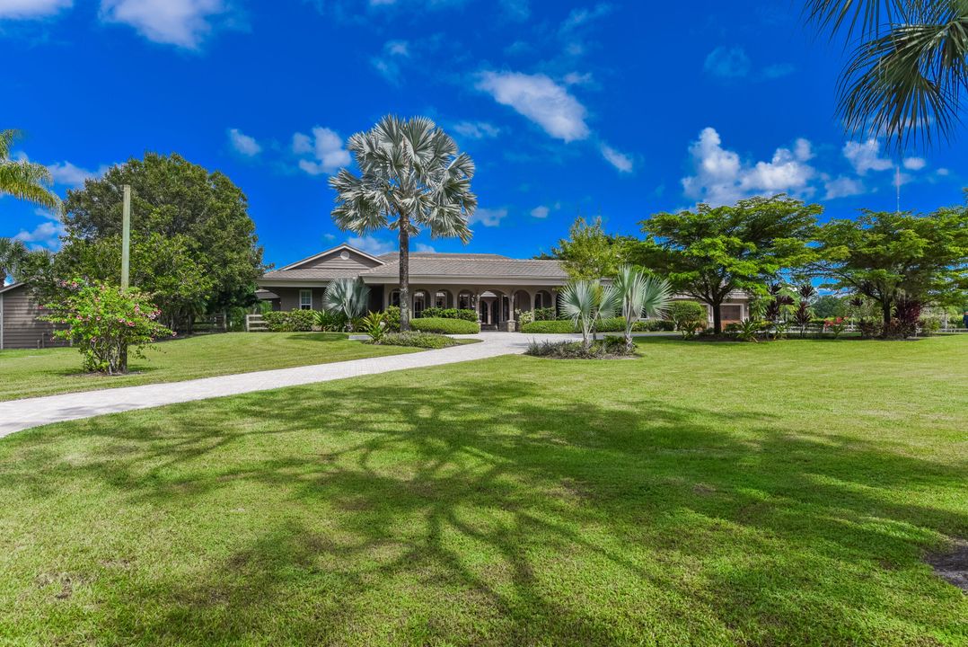 For Sale: $5,300,000 (5 beds, 4 baths, 6334 Square Feet)