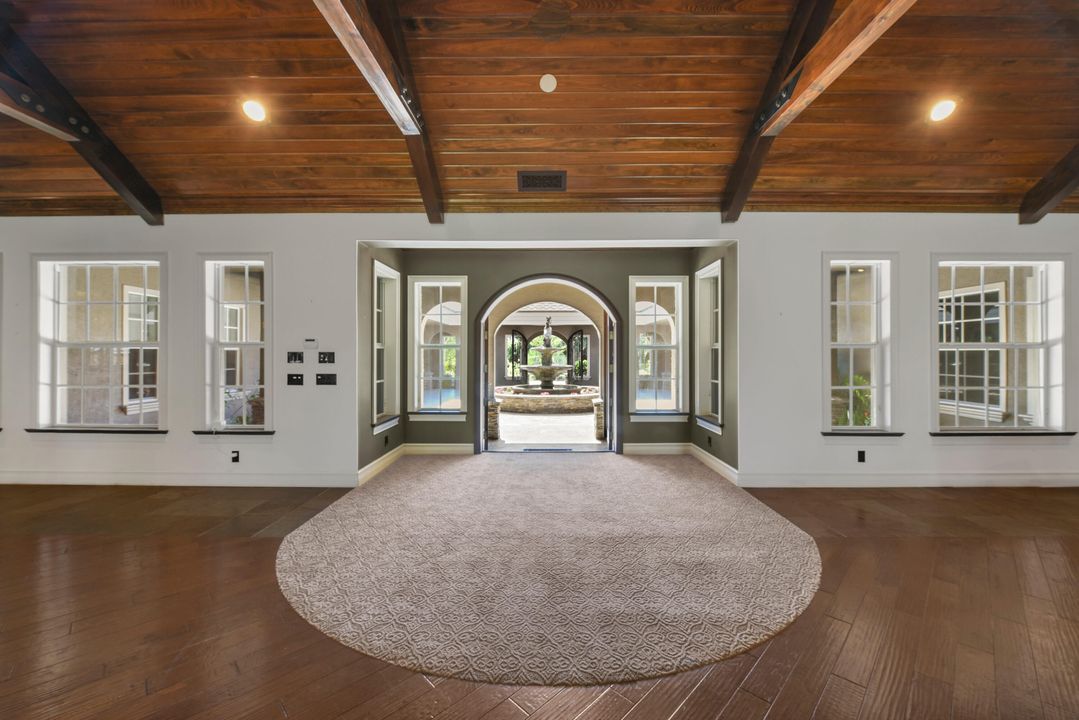 For Sale: $5,300,000 (5 beds, 4 baths, 6334 Square Feet)