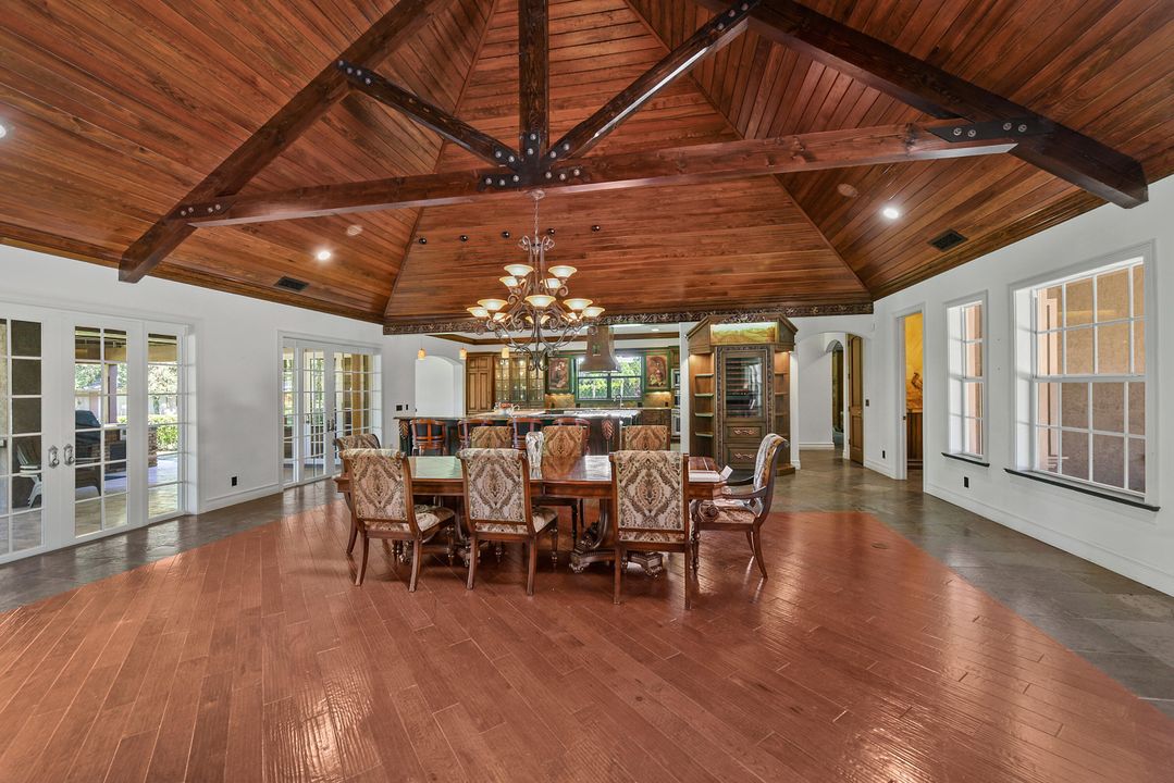 For Sale: $5,300,000 (5 beds, 4 baths, 6334 Square Feet)