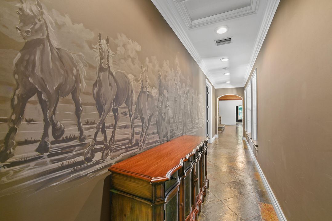 For Sale: $5,300,000 (5 beds, 4 baths, 6334 Square Feet)